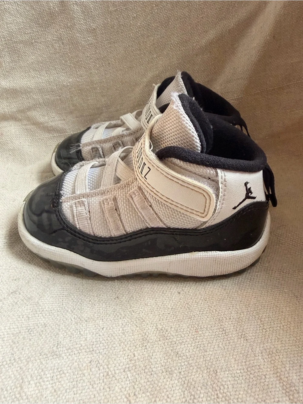 Jordan authentic nike